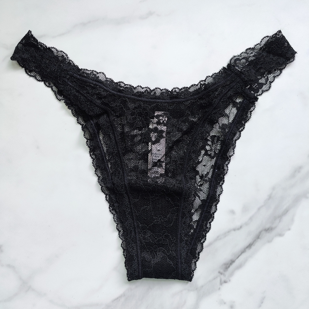 NWT VICTORIA'S SECRET THE LACIE LACE BRAZILIAN PANTY IN BLACK SIZE EXTRA LARGE